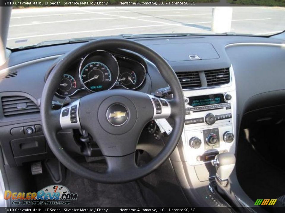 2010 Chevrolet Malibu LT Sedan Silver Ice Metallic / Ebony Photo #5