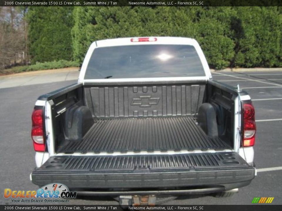 2006 Chevrolet Silverado 1500 LS Crew Cab Summit White / Tan Photo #23