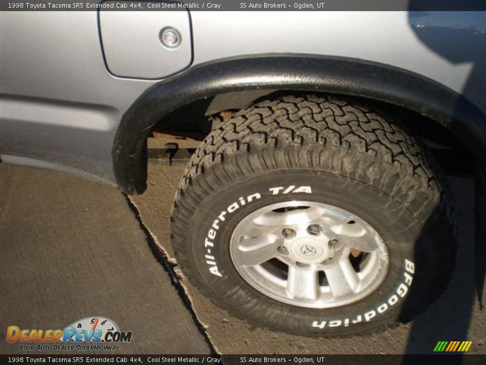 1998 Toyota Tacoma SR5 Extended Cab 4x4 Cool Steel Metallic / Gray Photo #7