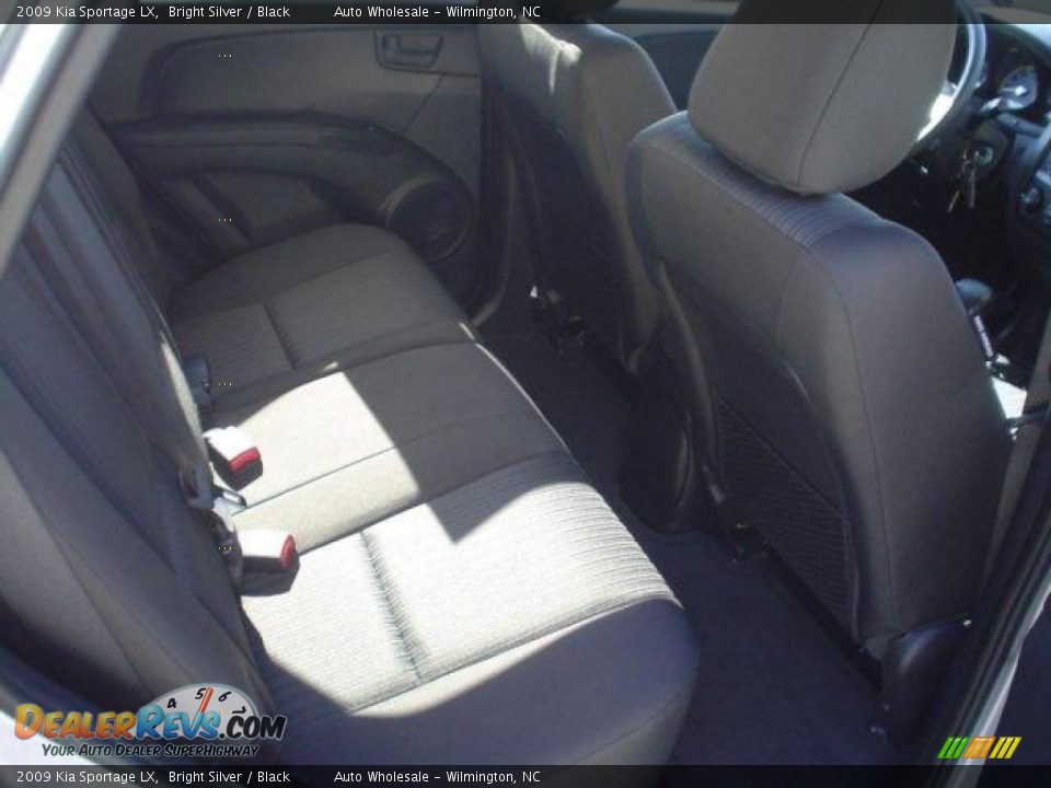 2009 Kia Sportage LX Bright Silver / Black Photo #7