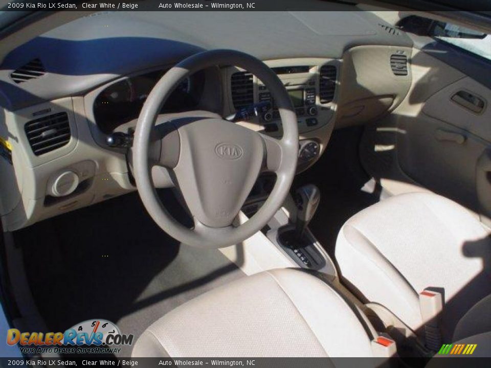 2009 Kia Rio LX Sedan Clear White / Beige Photo #9