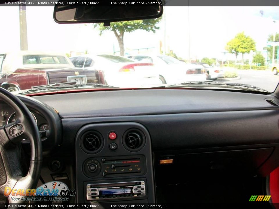 1991 Mazda MX-5 Miata Roadster Classic Red / Black Photo #9