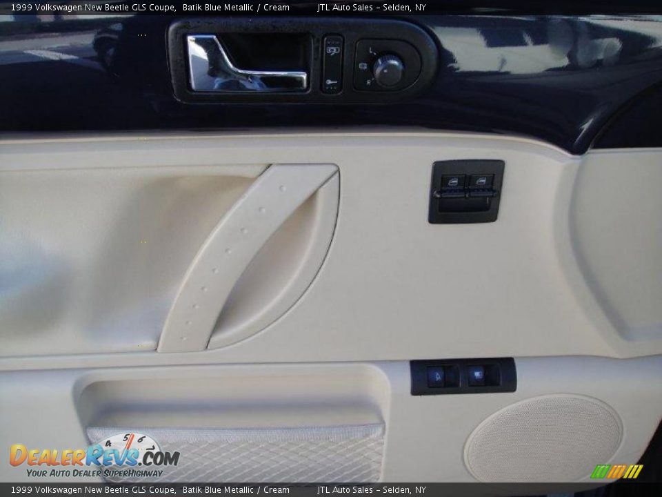 1999 Volkswagen New Beetle GLS Coupe Batik Blue Metallic / Cream Photo #9