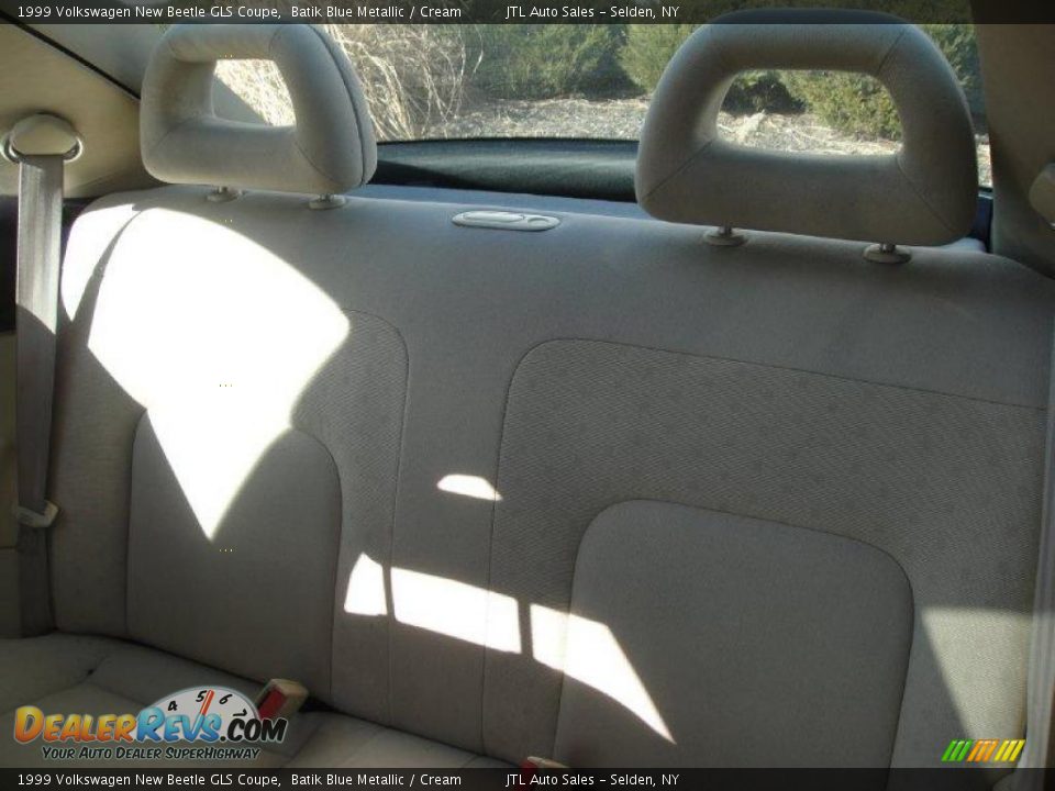 1999 Volkswagen New Beetle GLS Coupe Batik Blue Metallic / Cream Photo #16