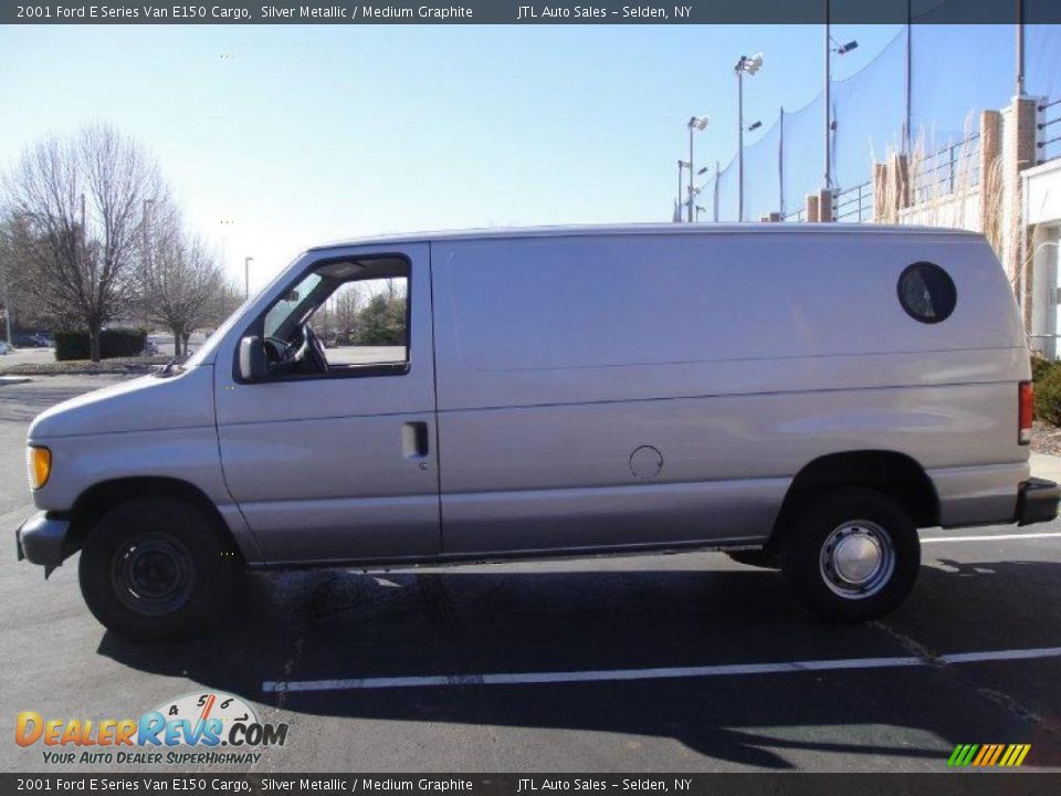 2001 Ford E Series Van E150 Cargo Silver Metallic / Medium Graphite Photo #3