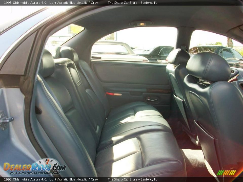 1995 Oldsmobile Aurora 4.0 Light Adriatic Blue Metallic / Gray Photo #13