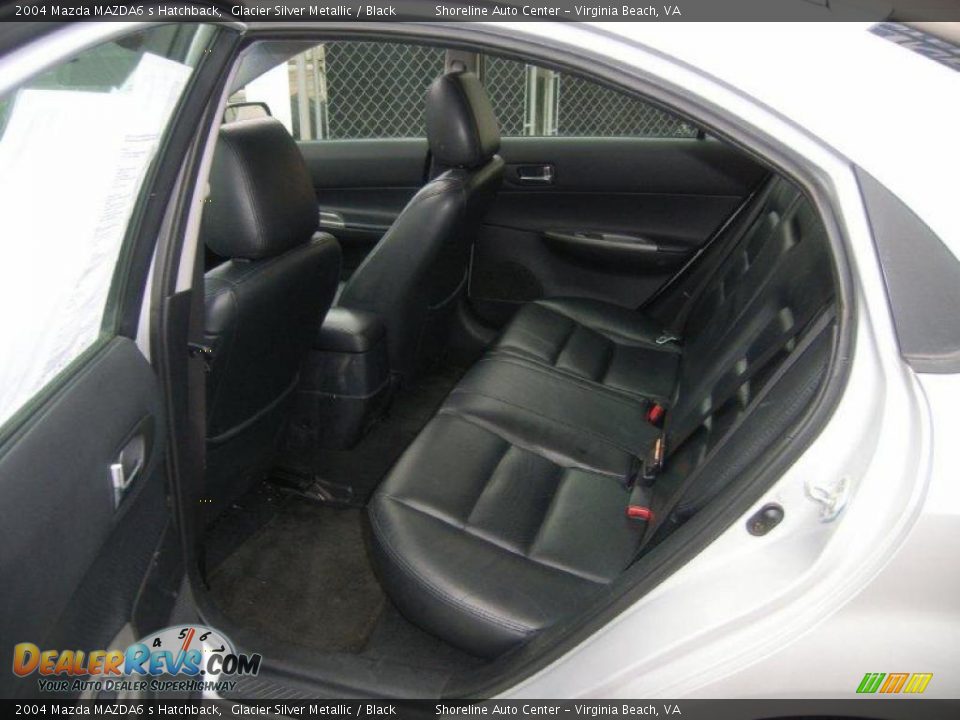 2004 Mazda MAZDA6 s Hatchback Glacier Silver Metallic / Black Photo #10