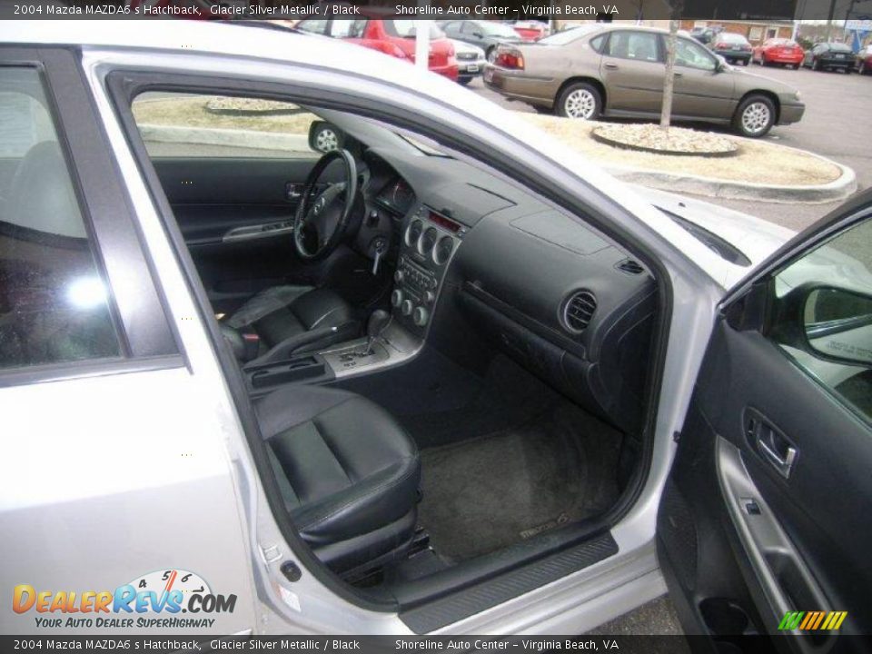 2004 Mazda MAZDA6 s Hatchback Glacier Silver Metallic / Black Photo #12