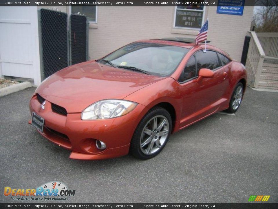 2006 Mitsubishi Eclipse GT Coupe Sunset Orange Pearlescent / Terra Cotta Photo #2
