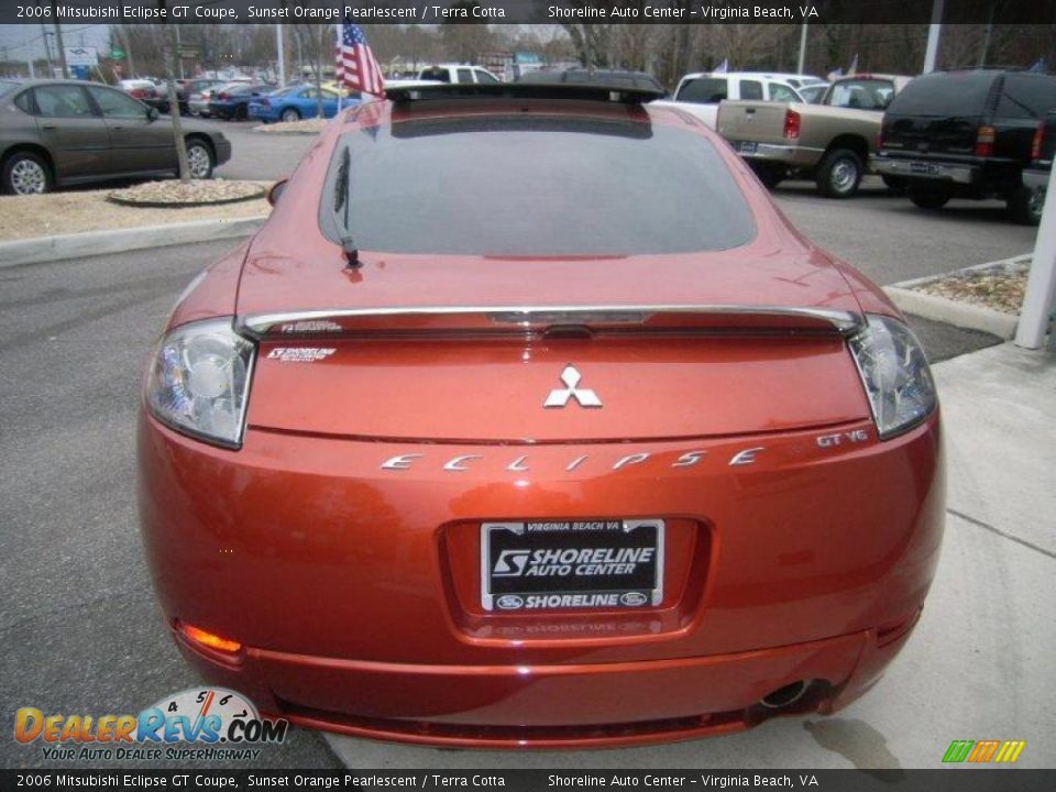 2006 Mitsubishi Eclipse GT Coupe Sunset Orange Pearlescent / Terra Cotta Photo #5