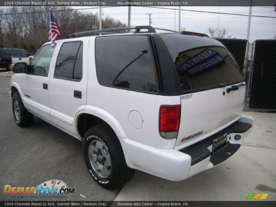 2004 Chevrolet Blazer LS 4x4 Summit White / Medium Gray Photo #4