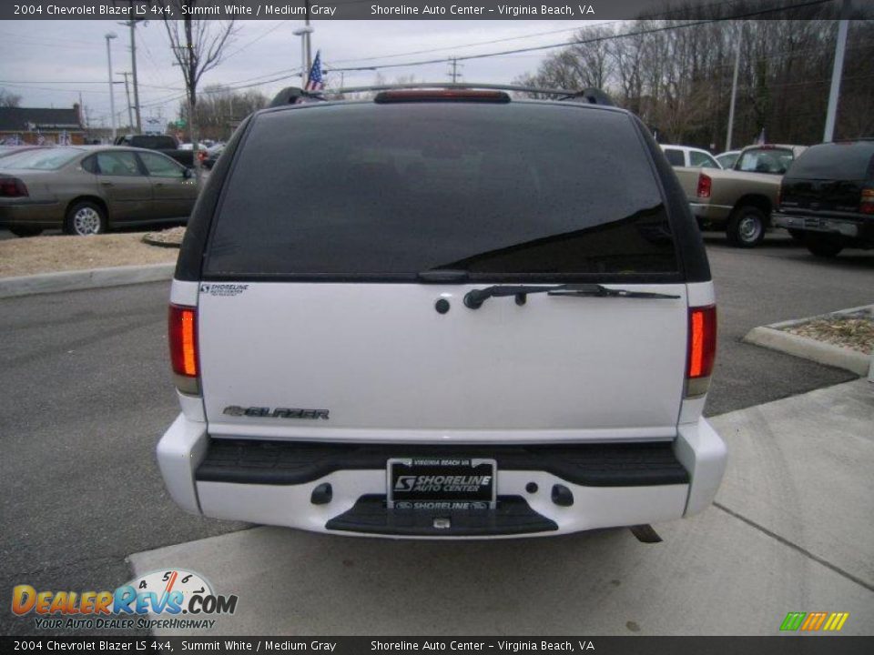 2004 Chevrolet Blazer LS 4x4 Summit White / Medium Gray Photo #5