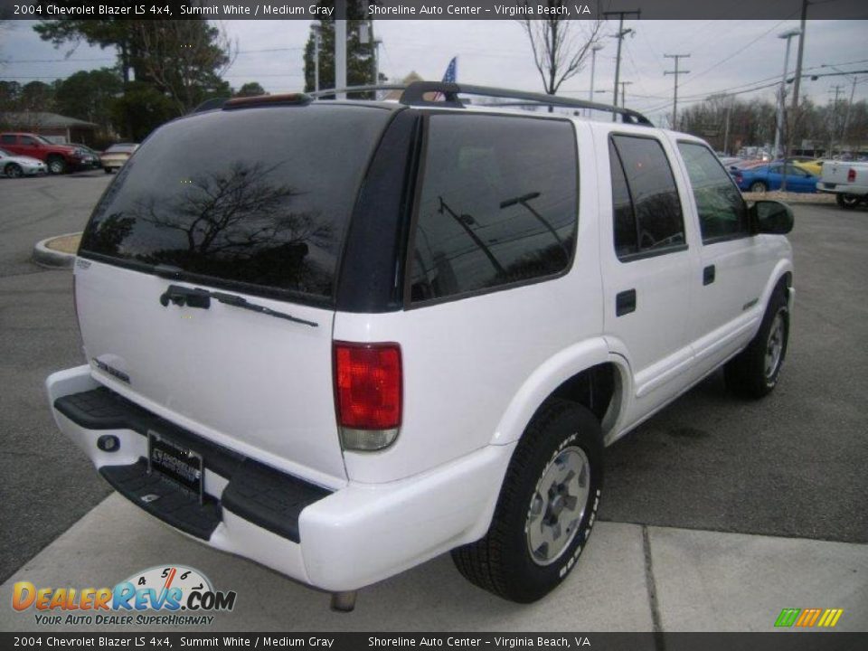 2004 Chevrolet Blazer LS 4x4 Summit White / Medium Gray Photo #6