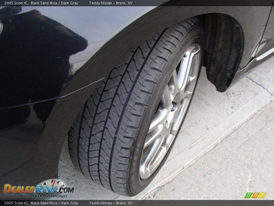 2005 Scion tC Black Sand Mica / Dark Gray Photo #8