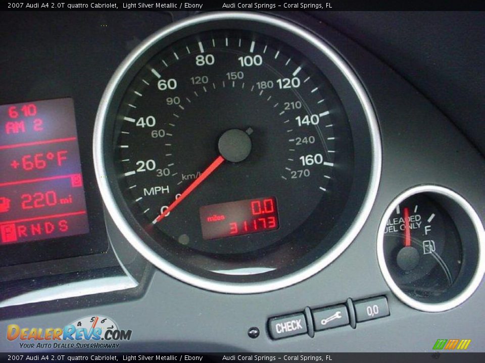 2007 Audi A4 2.0T quattro Cabriolet Light Silver Metallic / Ebony Photo #16