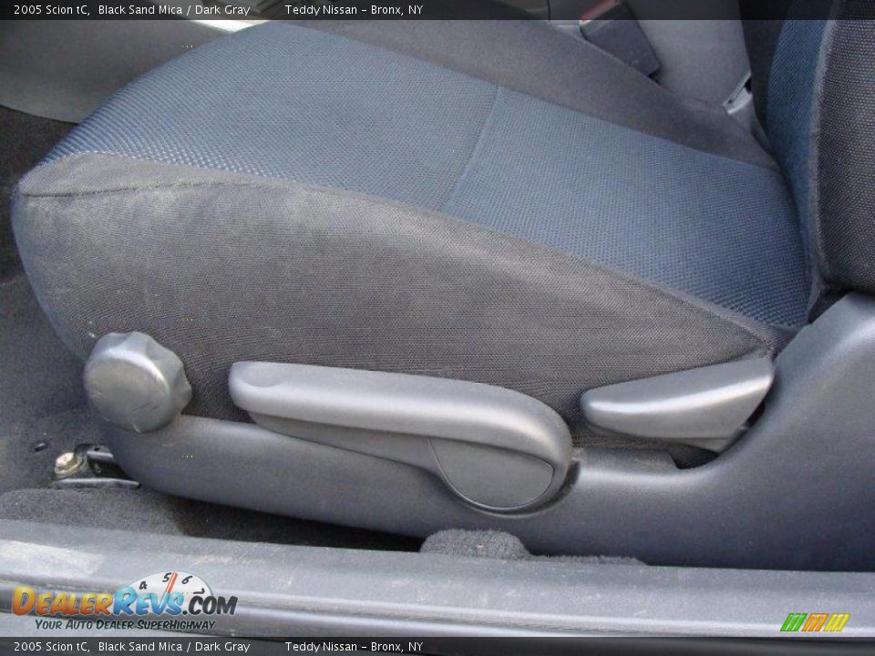 2005 Scion tC Black Sand Mica / Dark Gray Photo #12