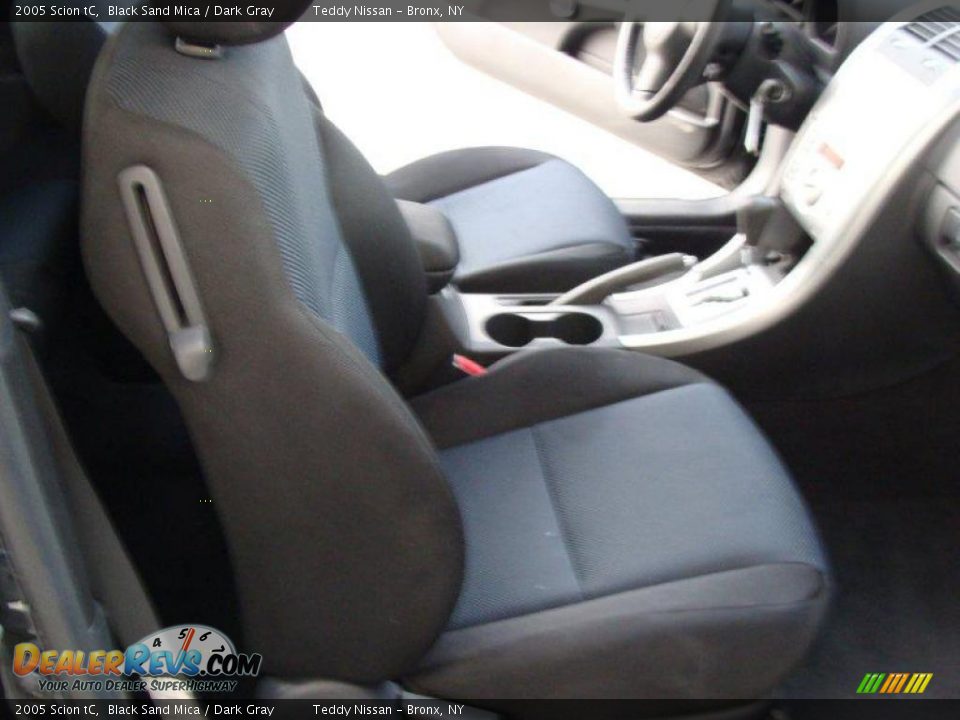 2005 Scion tC Black Sand Mica / Dark Gray Photo #15