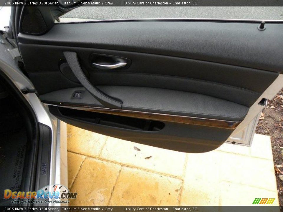2006 BMW 3 Series 330i Sedan Titanium Silver Metallic / Grey Photo #7