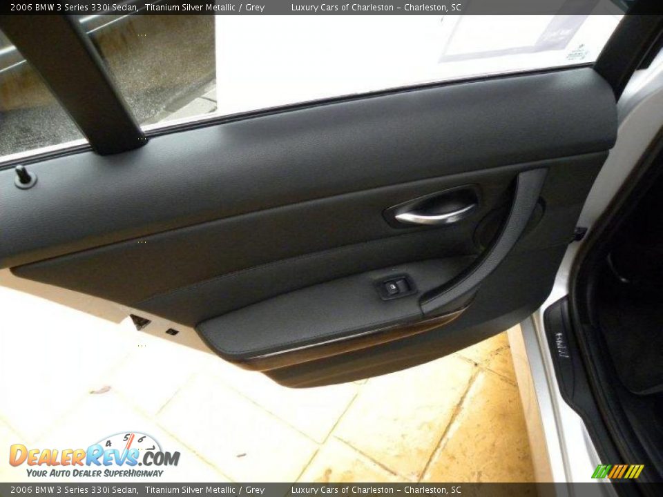 2006 BMW 3 Series 330i Sedan Titanium Silver Metallic / Grey Photo #8