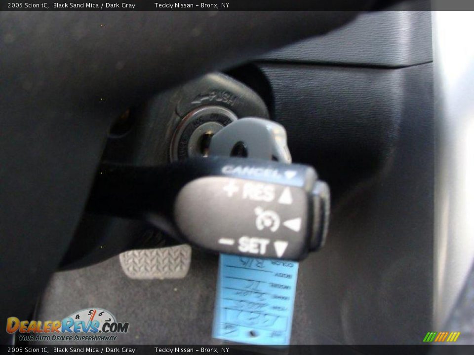 2005 Scion tC Black Sand Mica / Dark Gray Photo #20