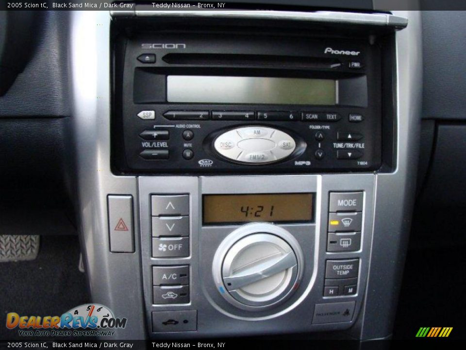 2005 Scion tC Black Sand Mica / Dark Gray Photo #22