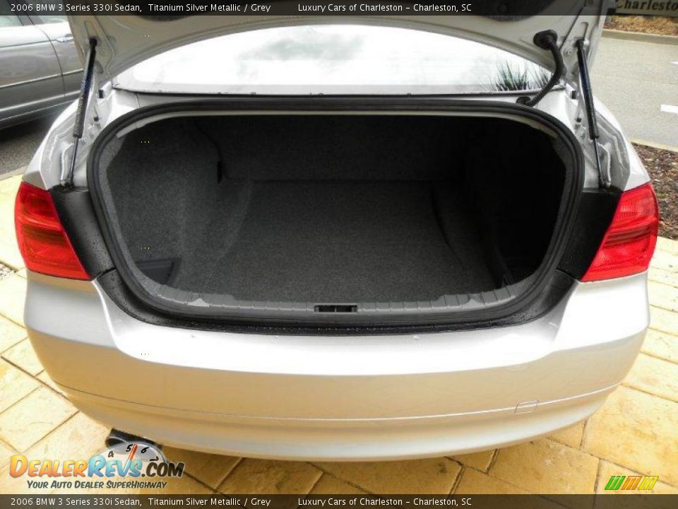 2006 BMW 3 Series 330i Sedan Titanium Silver Metallic / Grey Photo #16