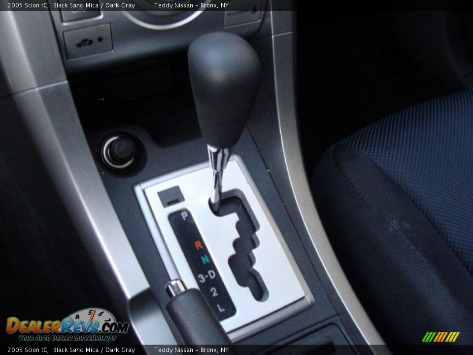 2005 Scion tC Black Sand Mica / Dark Gray Photo #23