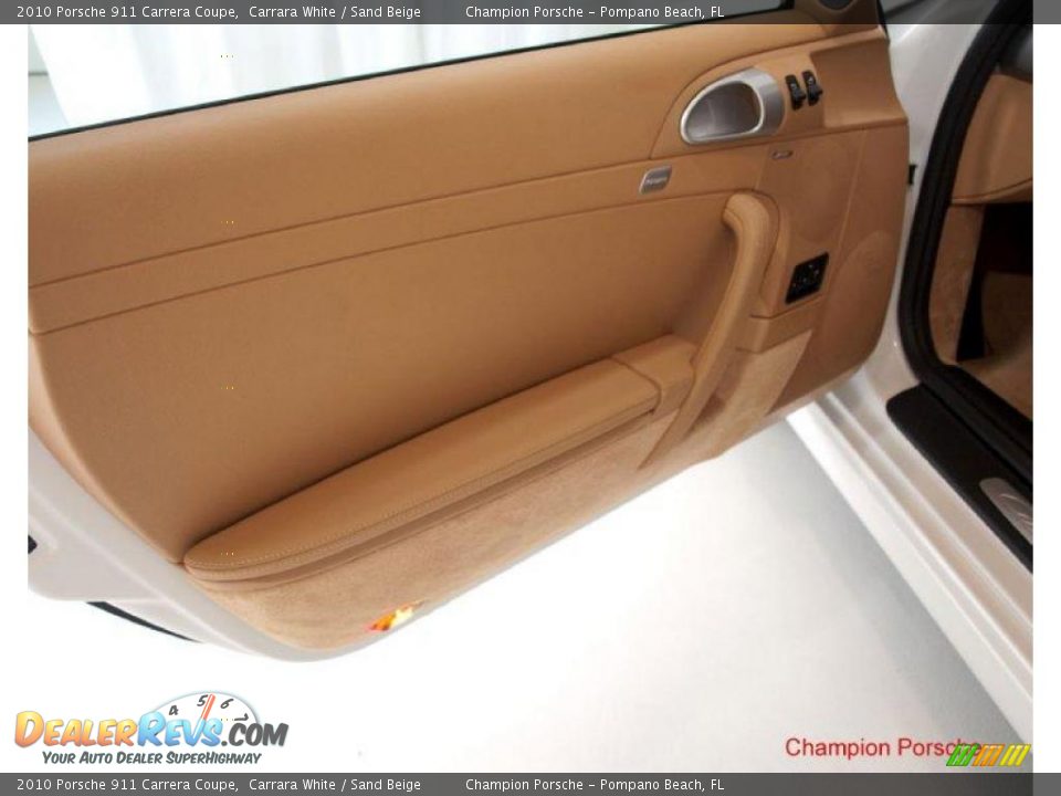 2010 Porsche 911 Carrera Coupe Carrara White / Sand Beige Photo #11