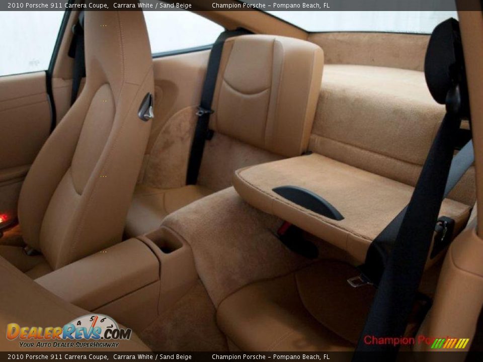 2010 Porsche 911 Carrera Coupe Carrara White / Sand Beige Photo #17