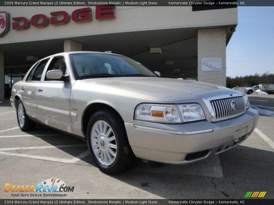 2009 Mercury Grand Marquis LS Ultimate Edition Smokestone Metallic / Medium Light Stone Photo #1
