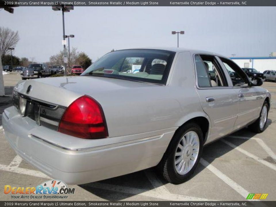 2009 Mercury Grand Marquis LS Ultimate Edition Smokestone Metallic / Medium Light Stone Photo #3