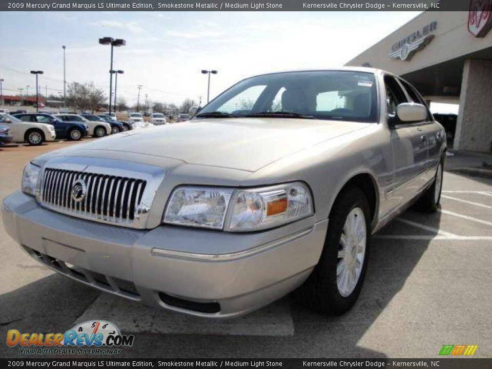 2009 Mercury Grand Marquis LS Ultimate Edition Smokestone Metallic / Medium Light Stone Photo #7