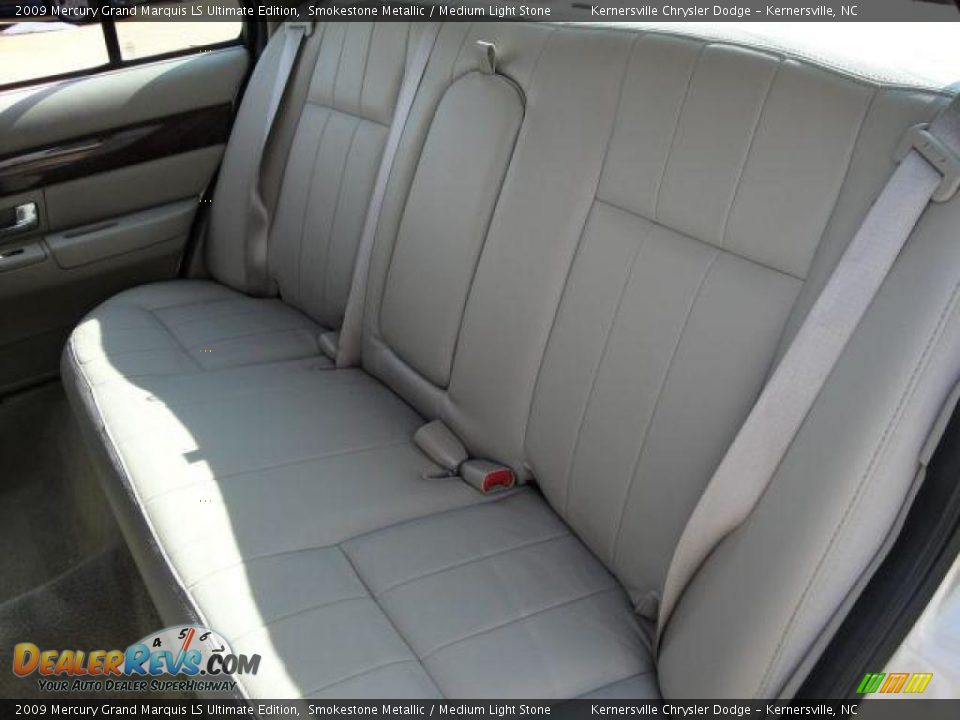 2009 Mercury Grand Marquis LS Ultimate Edition Smokestone Metallic / Medium Light Stone Photo #12