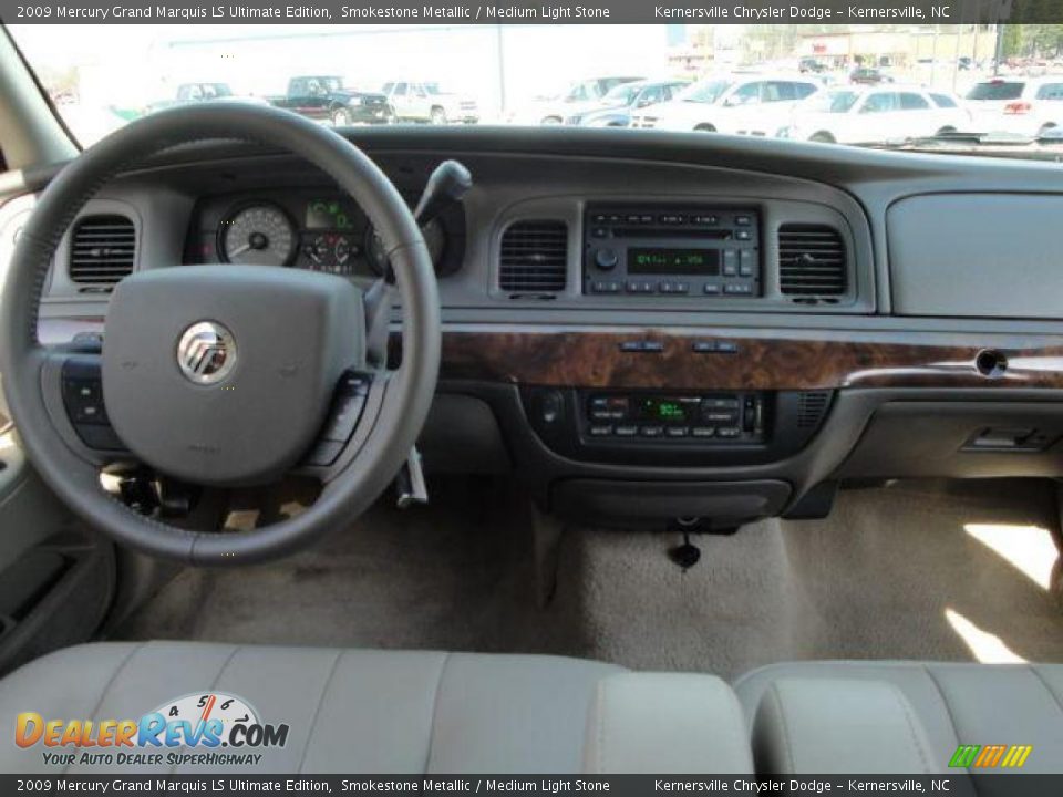 2009 Mercury Grand Marquis LS Ultimate Edition Smokestone Metallic / Medium Light Stone Photo #17