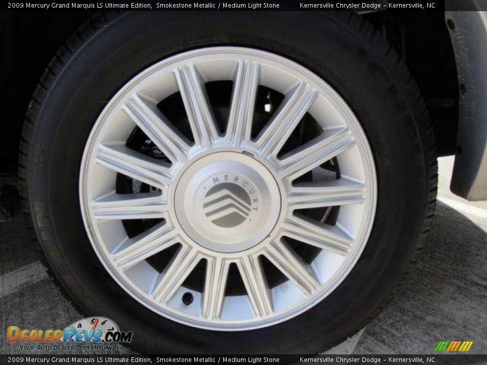 2009 Mercury Grand Marquis LS Ultimate Edition Smokestone Metallic / Medium Light Stone Photo #23
