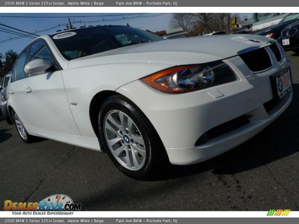 2006 BMW 3 Series 325xi Sedan Alpine White / Beige Photo #4