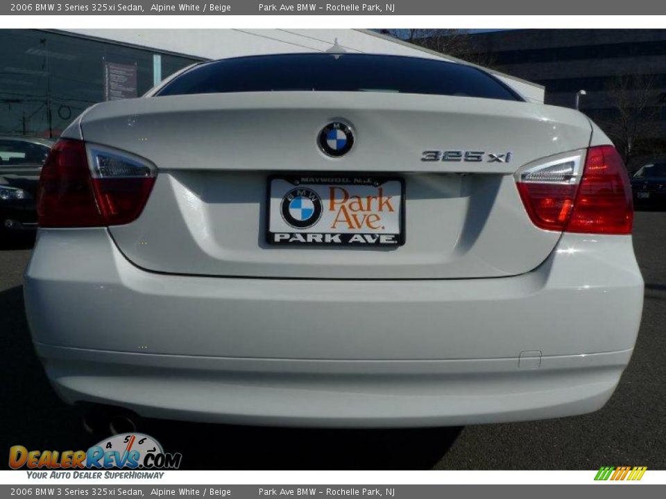 2006 BMW 3 Series 325xi Sedan Alpine White / Beige Photo #7