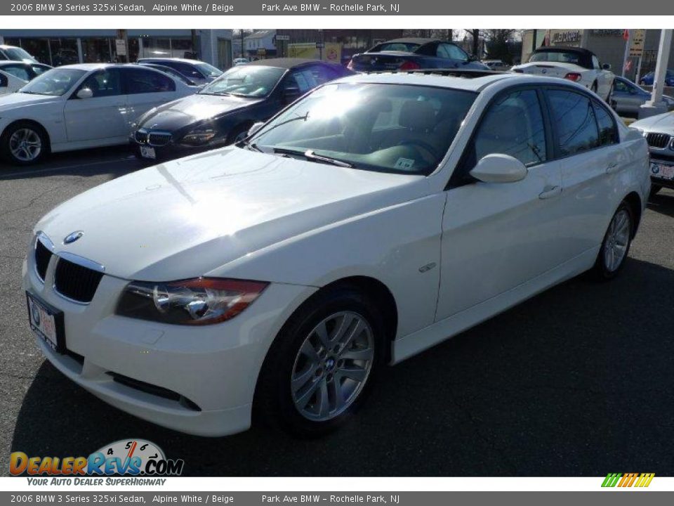 2006 BMW 3 Series 325xi Sedan Alpine White / Beige Photo #12