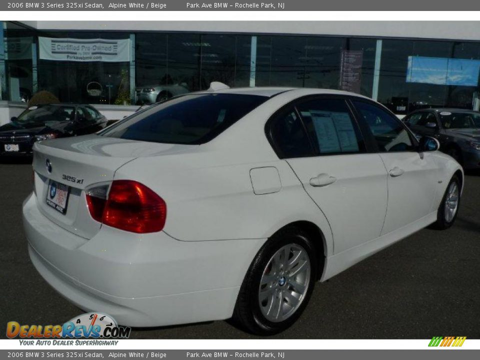 2006 BMW 3 Series 325xi Sedan Alpine White / Beige Photo #13