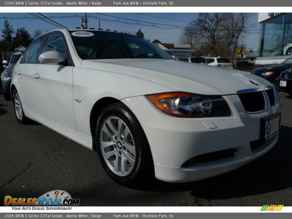 2006 BMW 3 Series 325xi Sedan Alpine White / Beige Photo #14