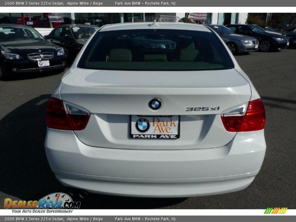 2006 BMW 3 Series 325xi Sedan Alpine White / Beige Photo #15