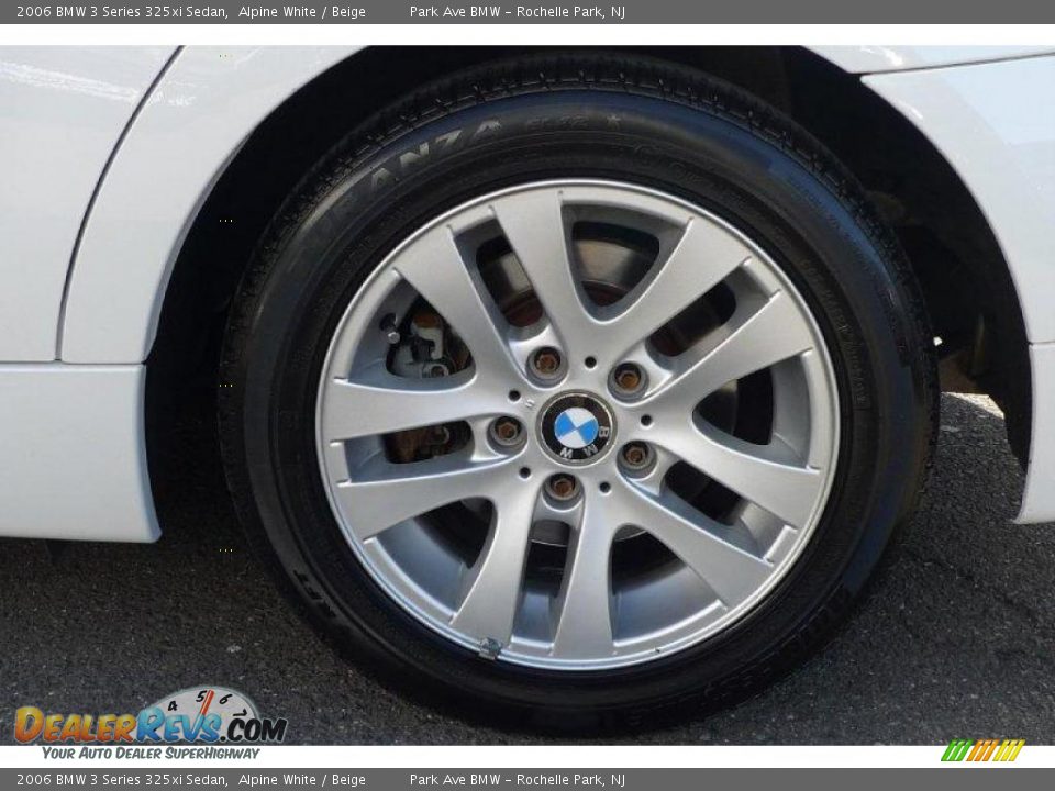 2006 BMW 3 Series 325xi Sedan Alpine White / Beige Photo #21
