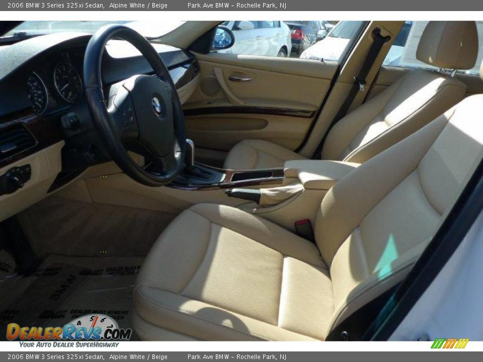 2006 BMW 3 Series 325xi Sedan Alpine White / Beige Photo #27