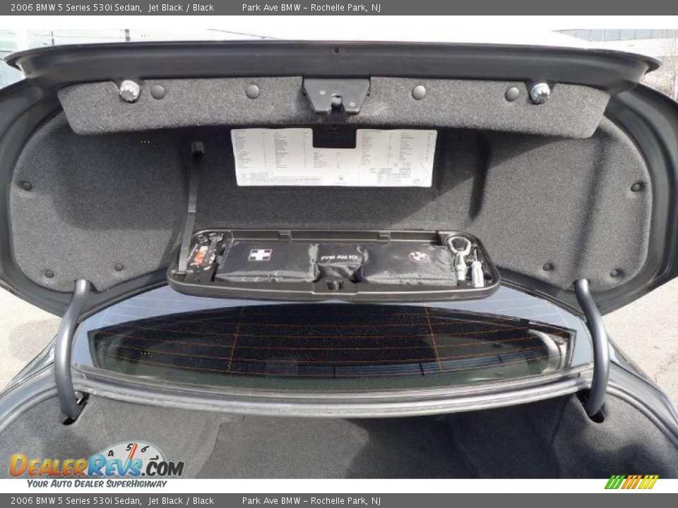 2006 BMW 5 Series 530i Sedan Jet Black / Black Photo #23