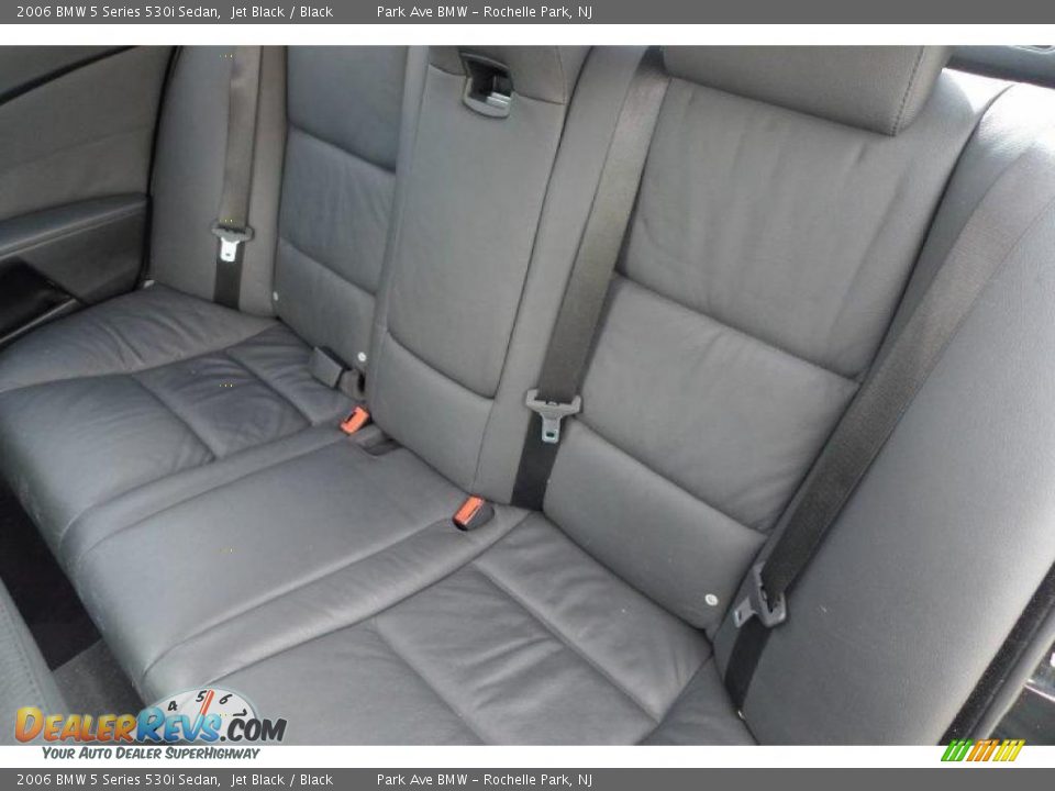 2006 BMW 5 Series 530i Sedan Jet Black / Black Photo #30