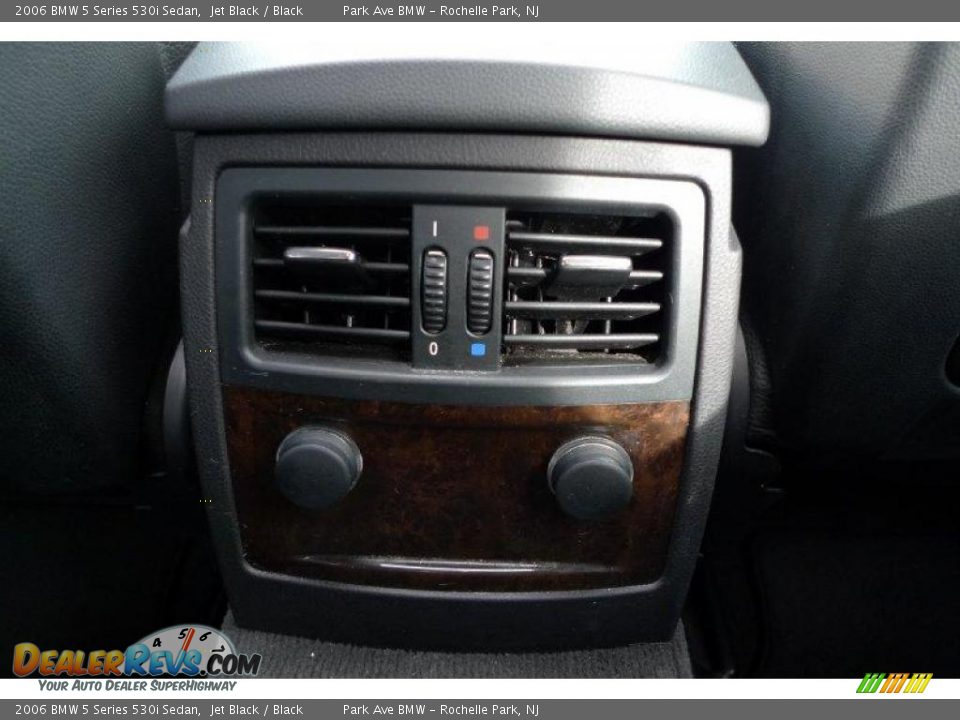 2006 BMW 5 Series 530i Sedan Jet Black / Black Photo #31