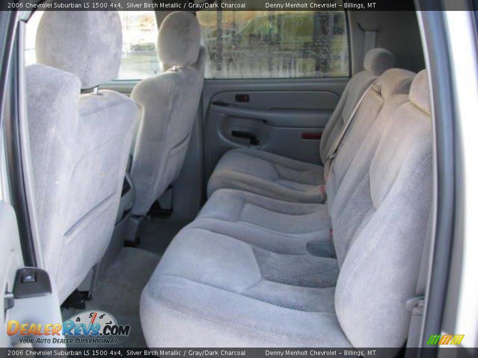 2006 Chevrolet Suburban LS 1500 4x4 Silver Birch Metallic / Gray/Dark Charcoal Photo #9