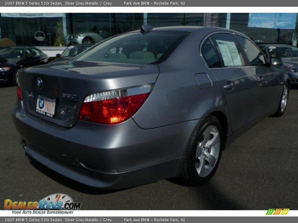 2007 BMW 5 Series 530i Sedan Silver Grey Metallic / Grey Photo #9
