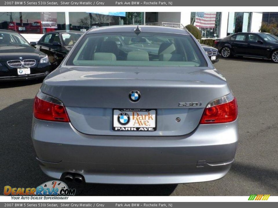 2007 BMW 5 Series 530i Sedan Silver Grey Metallic / Grey Photo #18