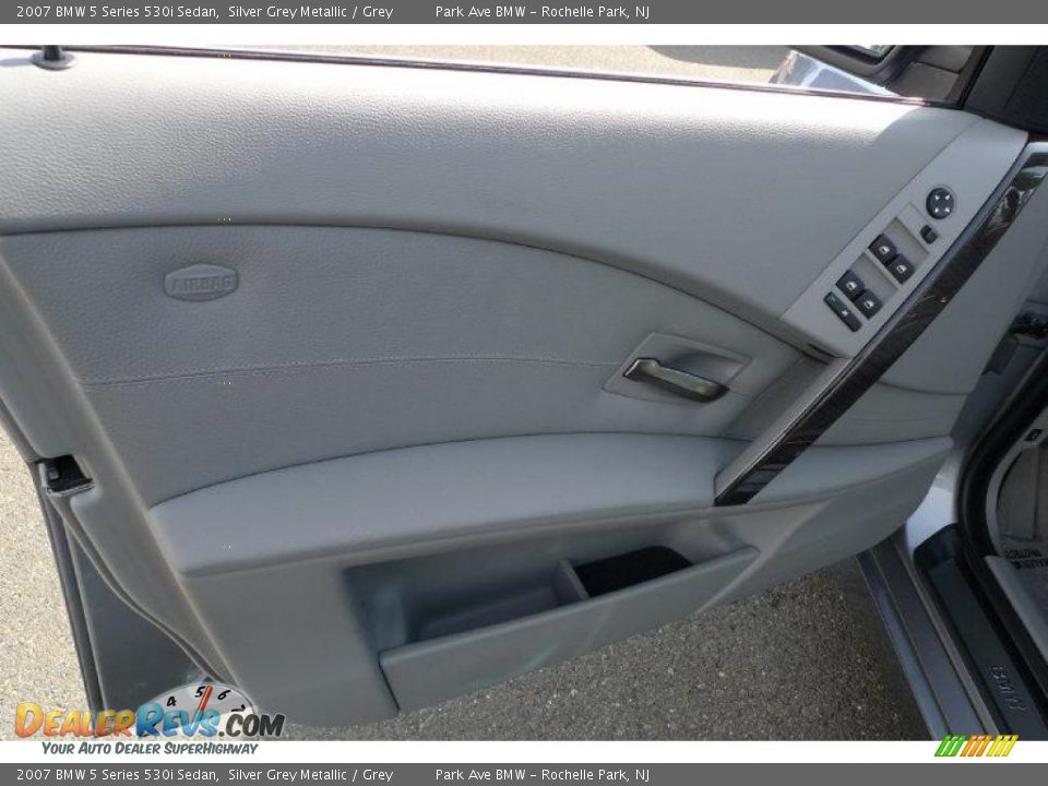 2007 BMW 5 Series 530i Sedan Silver Grey Metallic / Grey Photo #28
